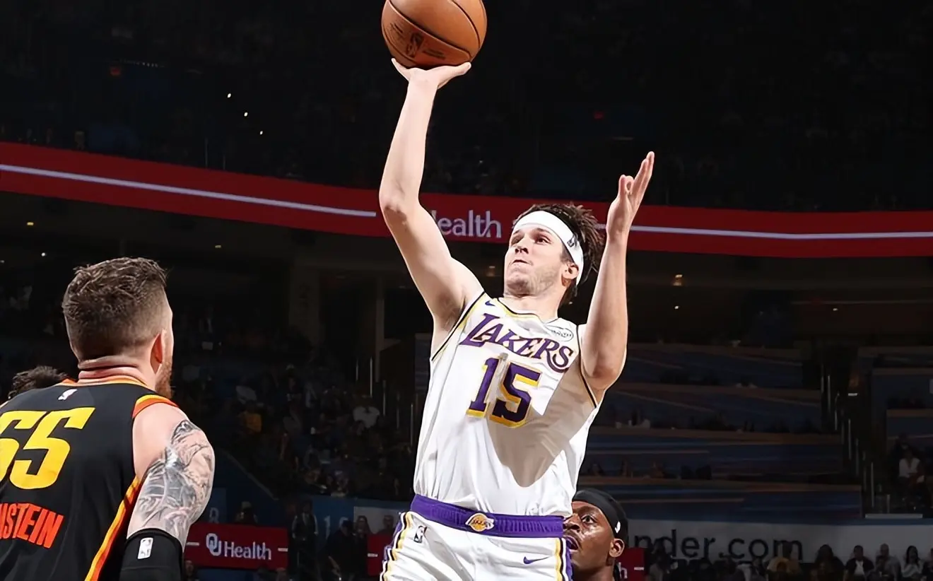 掀翻联盟第一！湖人三巨头轰69分击败雷霆：22记三分球创赛季新高