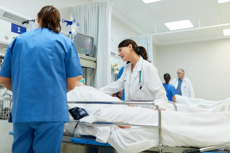 NHS warned: Change gender policies on single-sex wards, or else