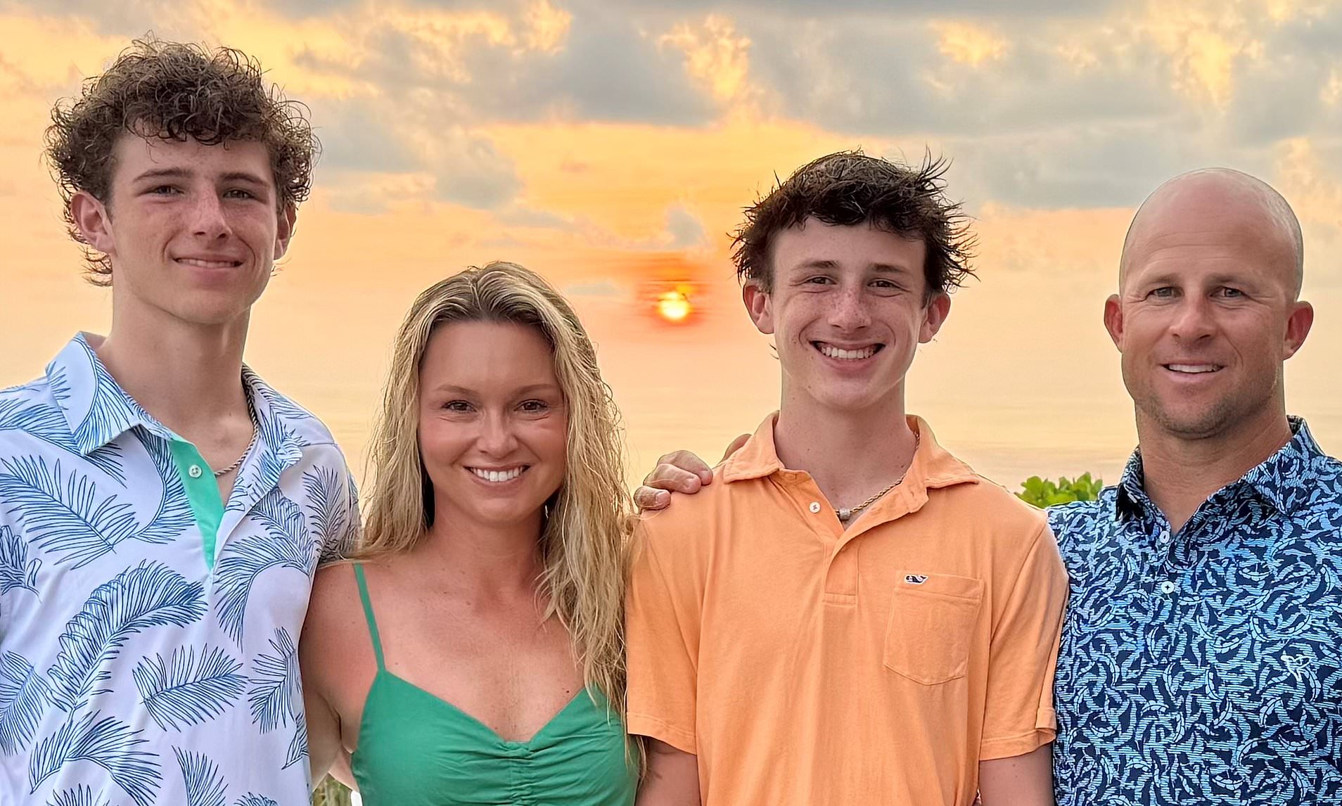 Costa Rican authorities investigate hotel where Yankees star Brett