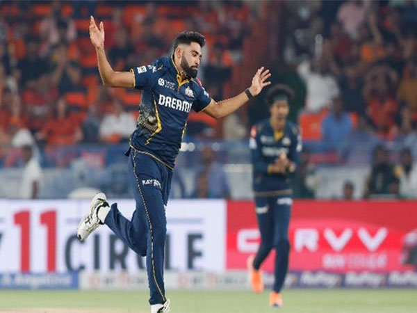 IPL 2025: Navjot Singh Sidhu Hails Siraj's Record-Breaking Spell in Hyderabad IPL 2025: Navjot Singh Sidhu Hails Siraj's Record-Breaking Spell in Hyderabad