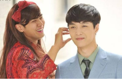 罗志祥力挺张艺兴新作《不说话的爱》：沉默背后的公益力量