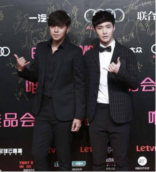 罗志祥力挺张艺兴新作《不说话的爱》：沉默背后的公益力量