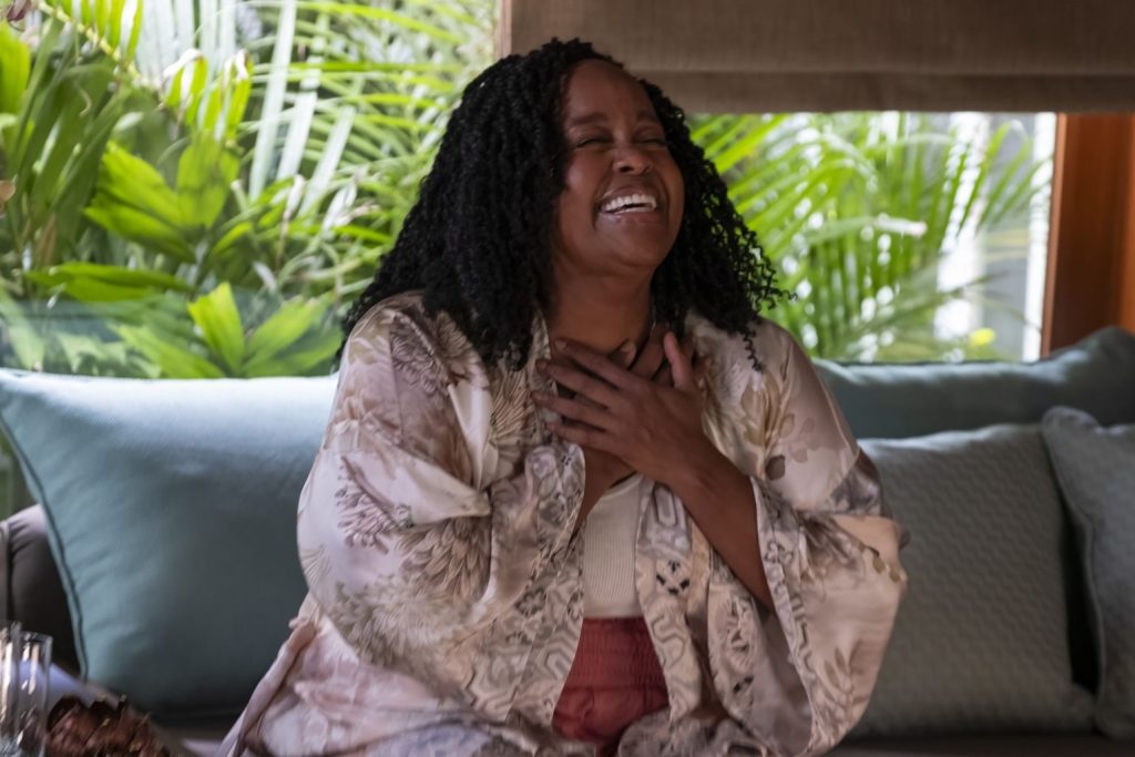 Natasha Rothwell on Belinda's ‘White Lotus' Face-Off With Greg and ...