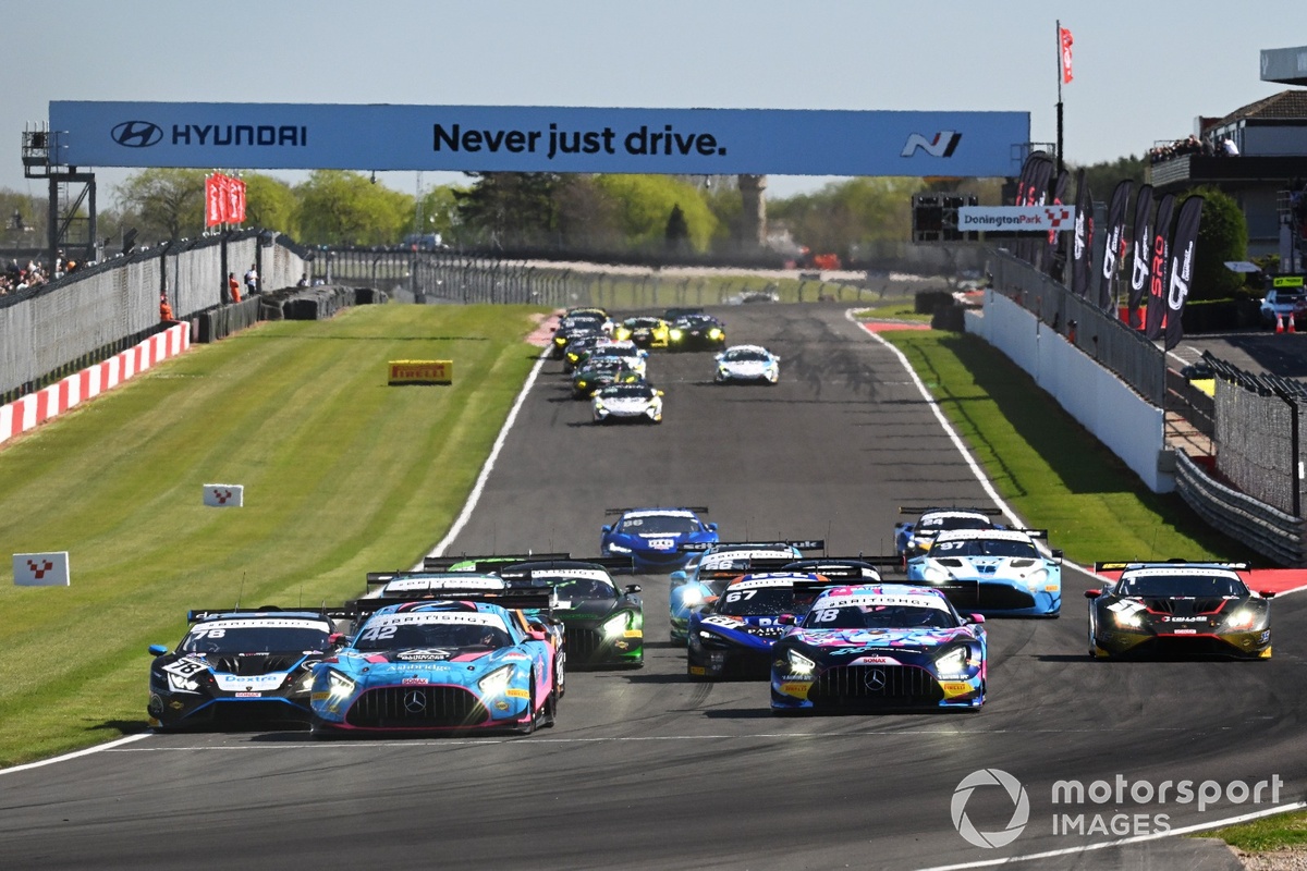 2 Seas Hits Dream Start in 2025 British GT Championship at Donington Park 2 Seas Hits Dream Start in 2025 British GT Championship at Donington Park
