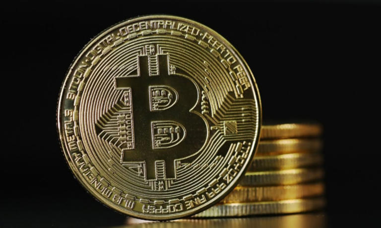 Bitcoin madura a golpes y deja atrás su año soñado