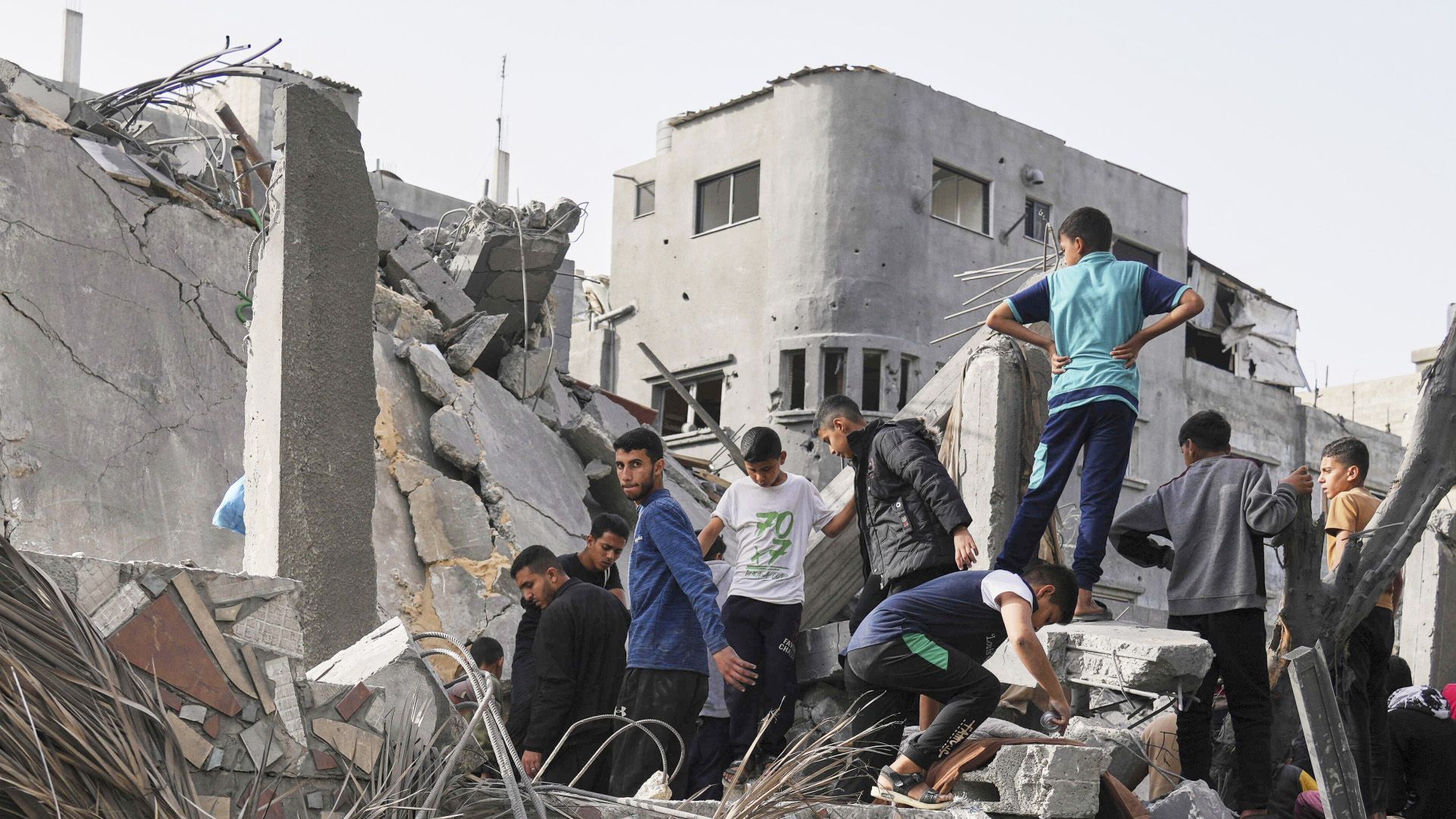Israel bombardiert erneut Gazastreifen
