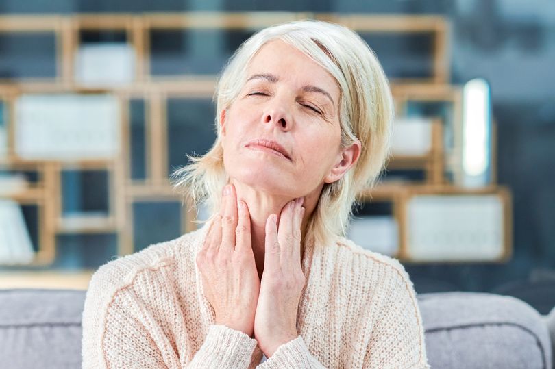 'Threeweek' symptom could signal deadly cancer doctor reveals how to