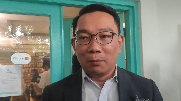 SKANDAL RIDWAN KAMIL - Mantan Gubernur Jawa Barat Ridwan Kamil ditemui di kawasan Tebet, Jakarta Selatan, Rabu (24/7/2024). Lisa Mariana sebut Ridwan Kamil tak hanya dekat dengannya, tapi juga wanita lain (KOMPAS.com/NICHOLAS RYAN ADITYA)