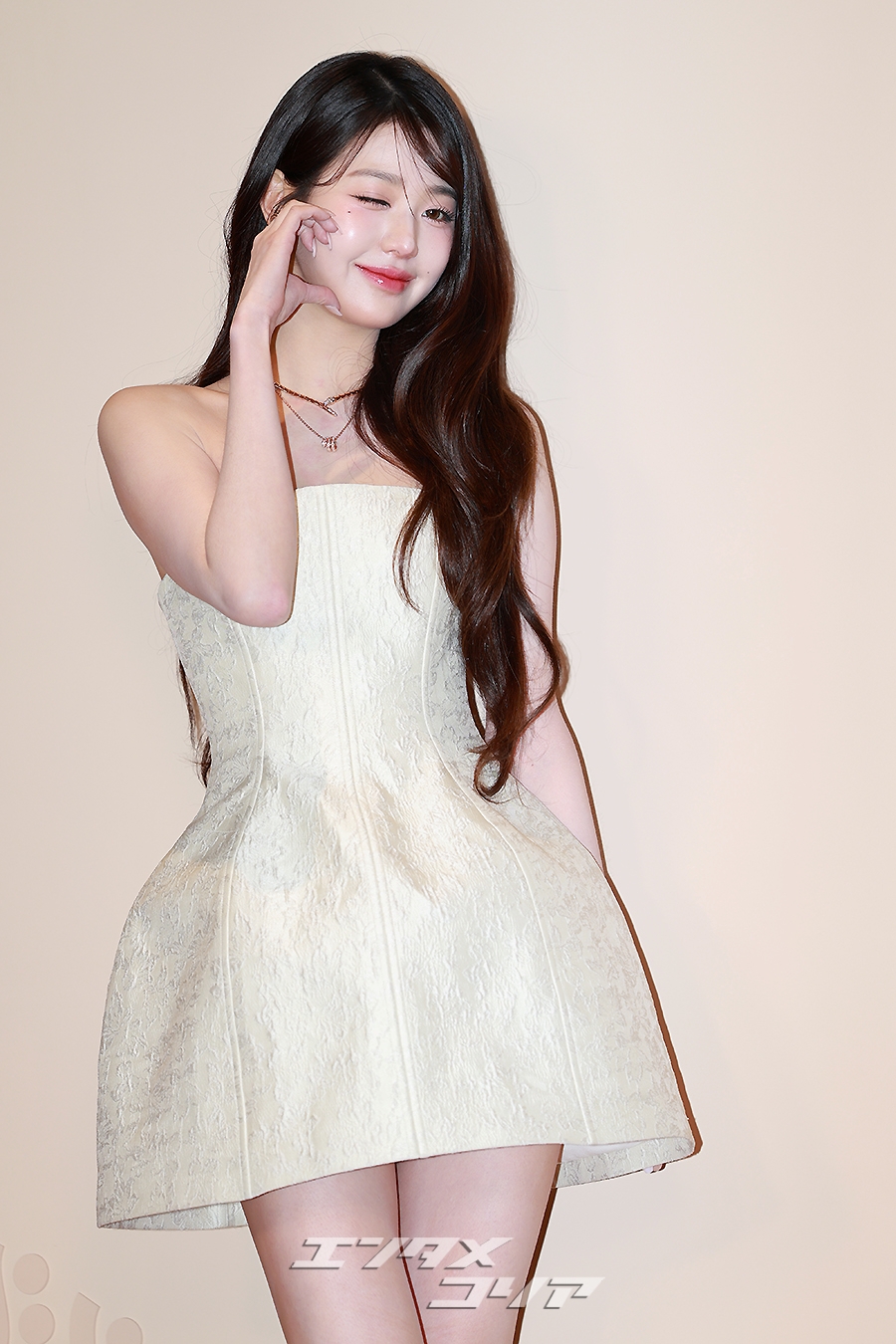 フォト】IVEウォニョン「8頭身のパーフェクト・ボディ」