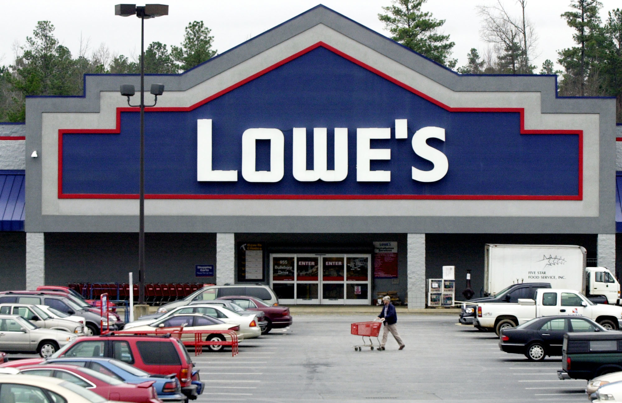 Lowe #39 s Will Close All Stores for 24 Hours: Here #39 s Why Lowe #39 s Will Close All Stores for 24 Hours: Here #39 s Why