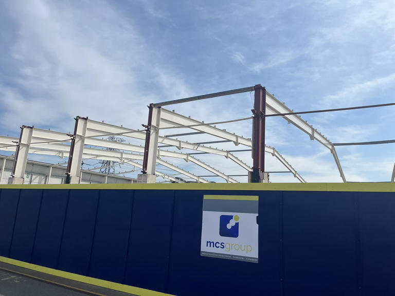 PICTURES AND VIDEO: Just the shell remains of former Northampton ...