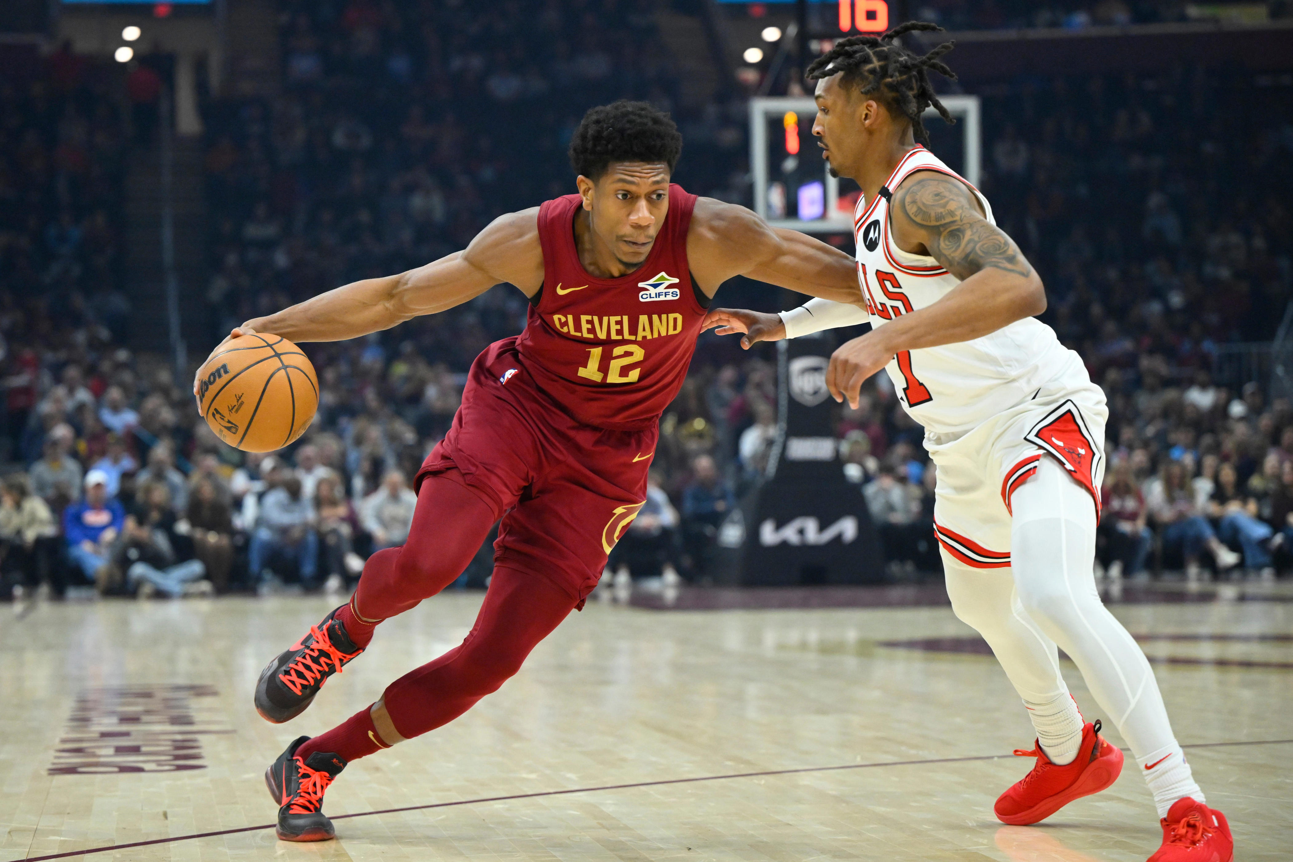 Cleveland Cavs forward De'Andre Hunter exits final preseason game with ...