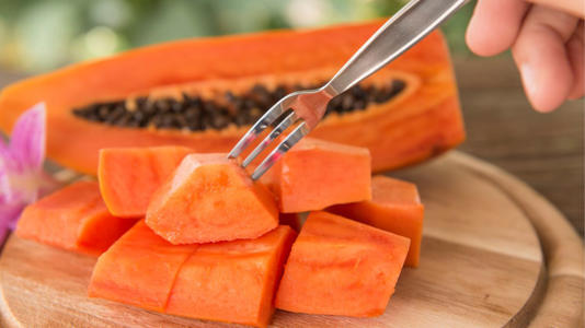 people who should avoid papaya