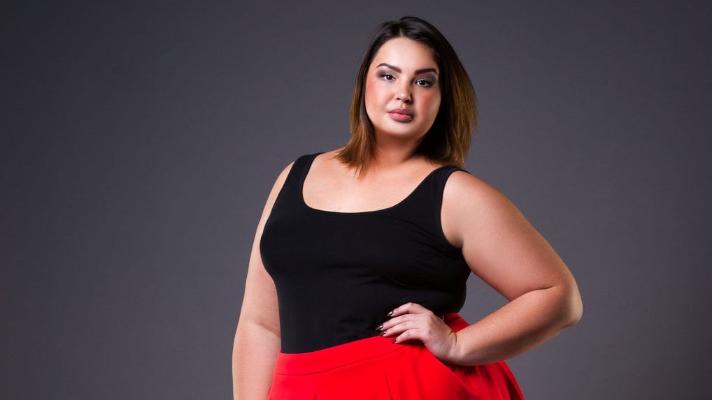 10 Rekomendasi Model Rok untuk Cewek Plus Size