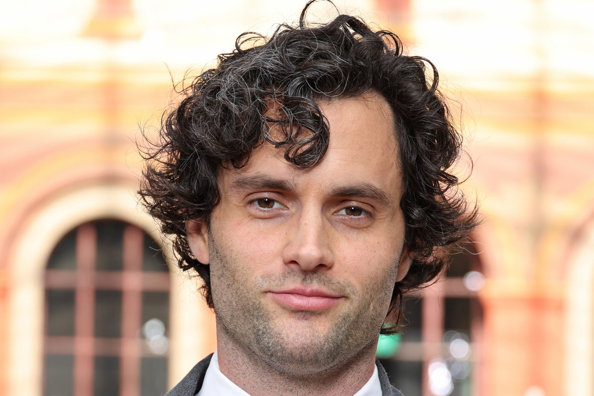 You star Penn Badgley opens up about his experiences with ‘body dysmorphia’