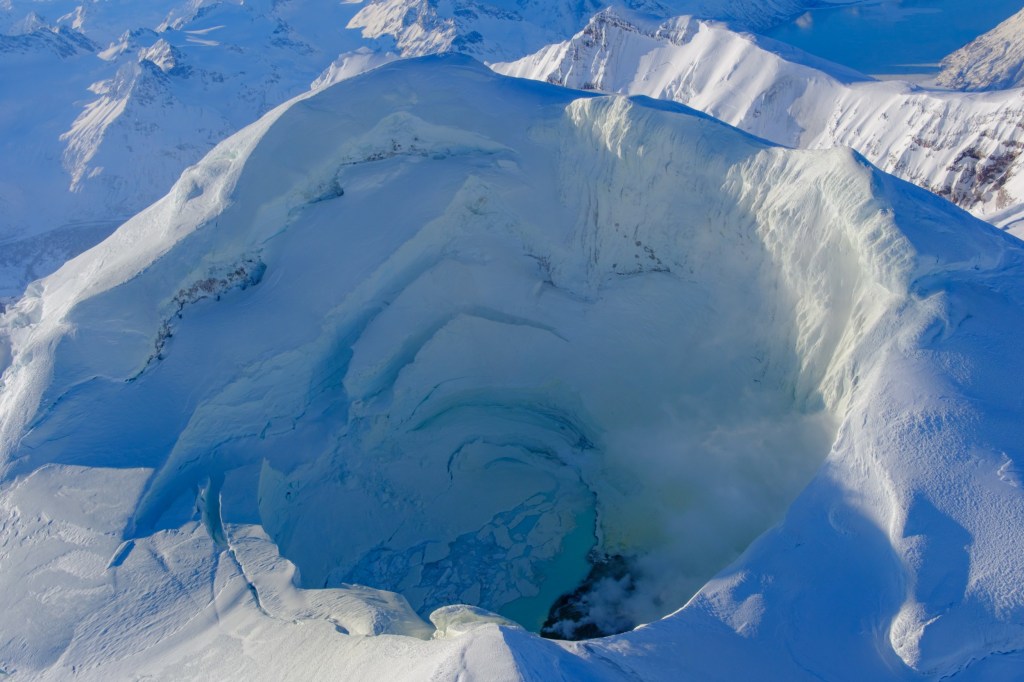 US city prepares with huge volcano poised for ‘explosive’ eruption