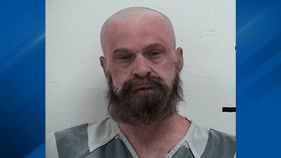 Southeast Iowa man charged after allegedly breaking into home