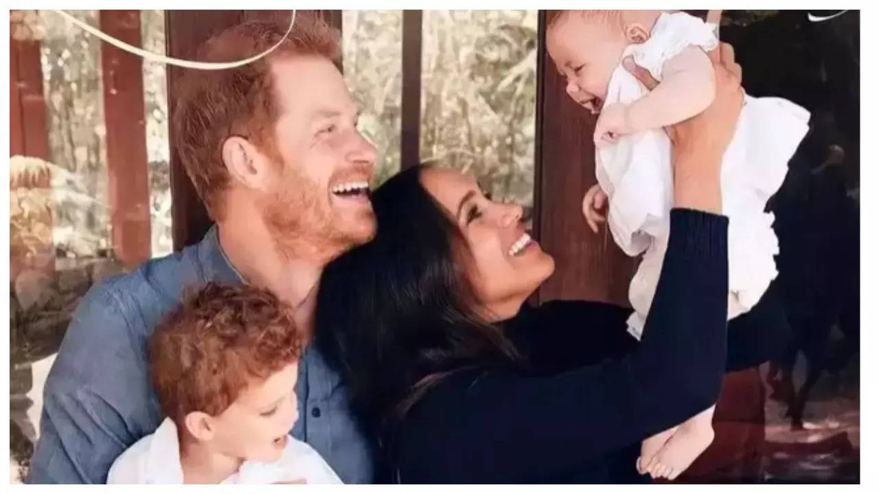 Prince Harry, Meghan Markle jet off for spring break getaway with kids