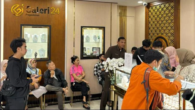Harga Emas Pegadaian Hari Ini Sabtu 27 Desember 2025, UBS dan Galeri24 Naik