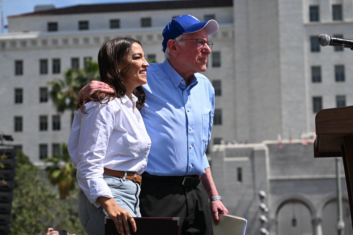 AOC hauls in staggering 9.6 million in just three months as she draws