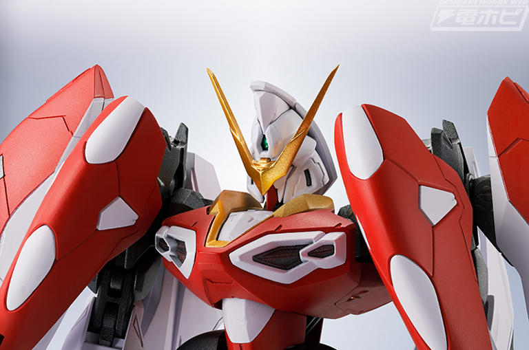 ジージェネレーション』の人気機体・フェニックスガンダムが変形機構を