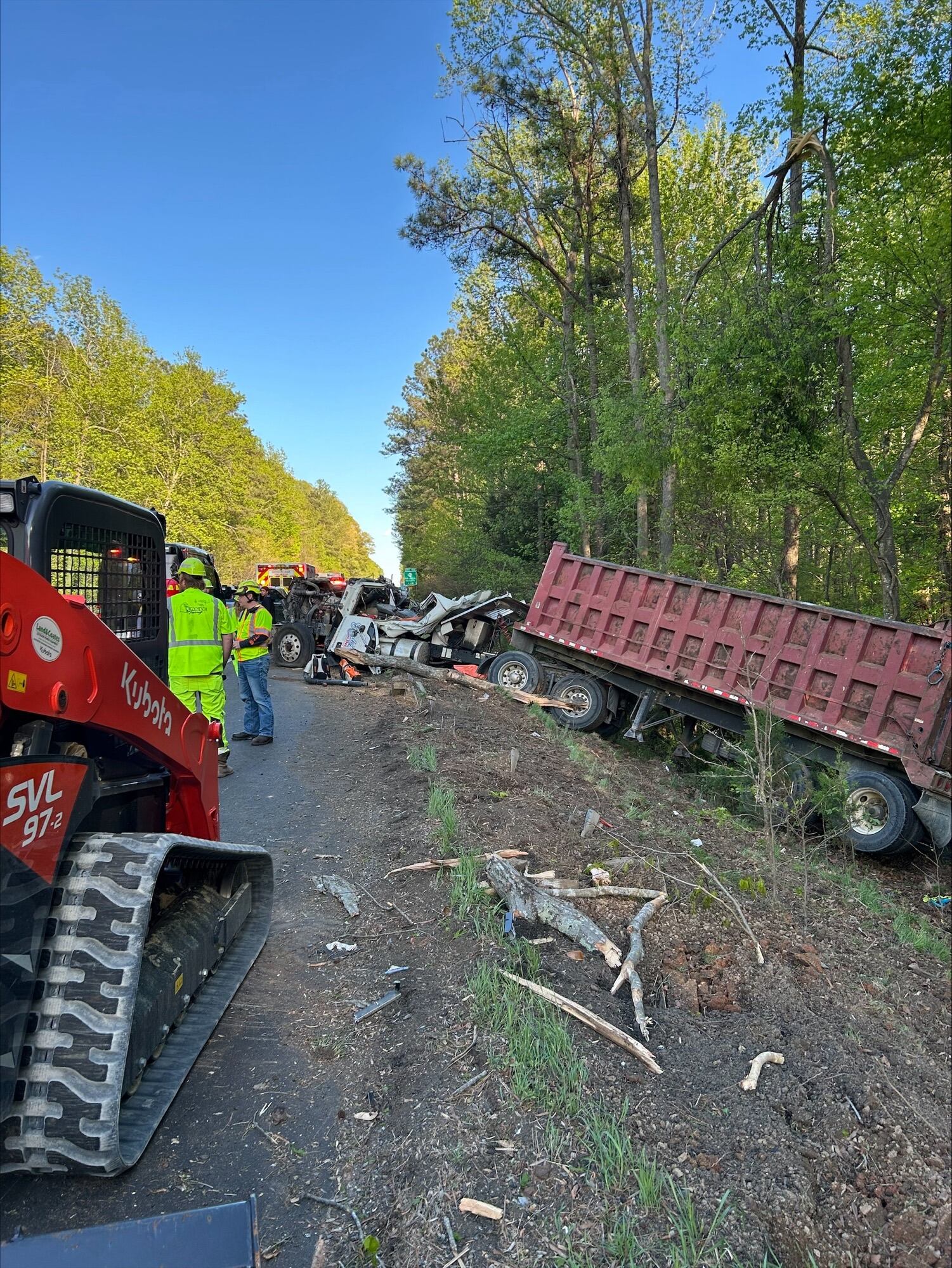 Man dies after tree falls on tractortrailer on I64