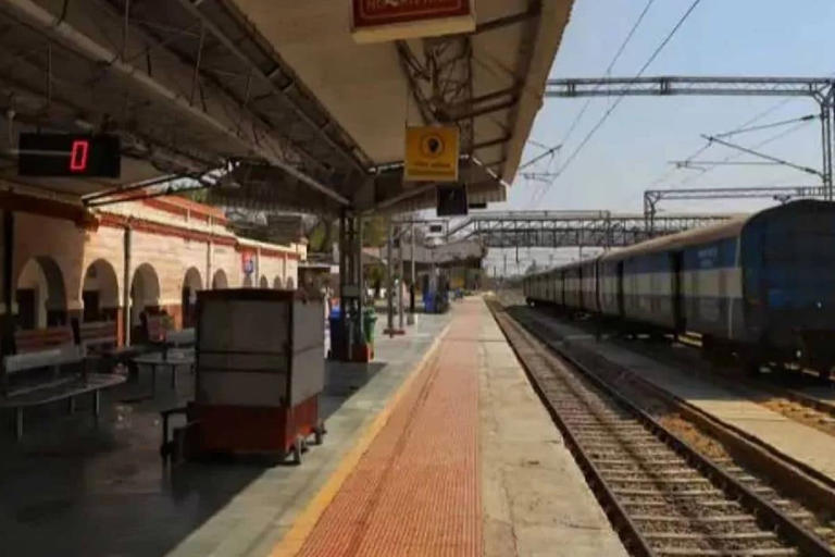 The Jogeshwari Terminus, expected to open by October or November 2025. (Representative Image) (Photo: Construction World)
