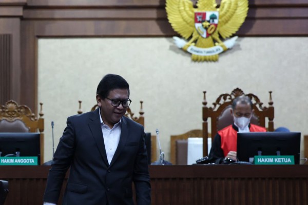 Eks Menteri dan Anggota DPR Hadir di Persidangan Hasto
