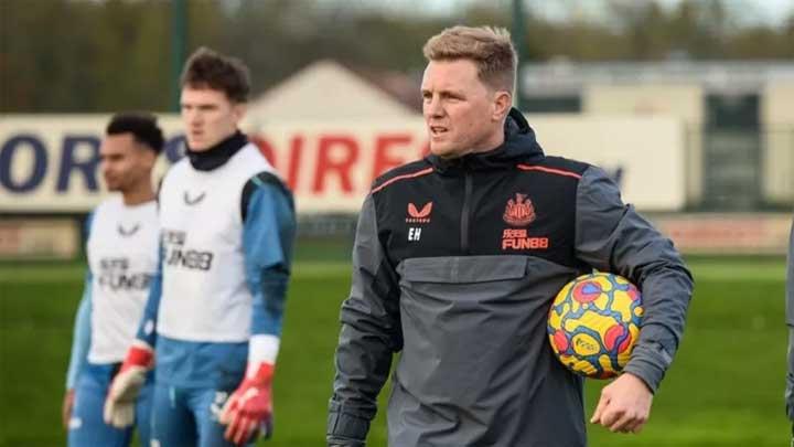 Pelatih Newcastle: Pertarungan untuk Liga Champions Akan Berlanjut Hingga Akhir Musim Pelatih Newcastle: Pertarungan untuk Liga Champions Akan Berlanjut Hingga Akhir Musim