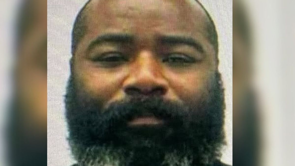 Knifewielding US citizen tries to hijack flight in Belize, shot dead