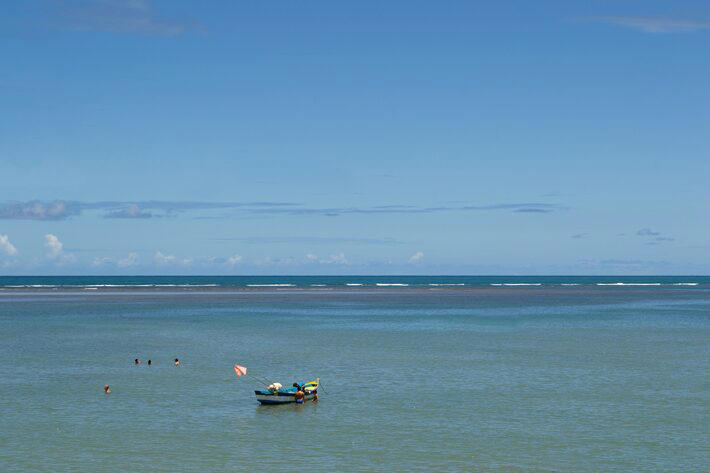 Praia de Coroa Vermelha, em Santa Cruz Cabrália. Foto: Adobe Stock