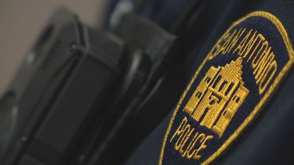 Officers suspended for releasing suspected intoxicated driver who made 40 mile trip home<br><br>