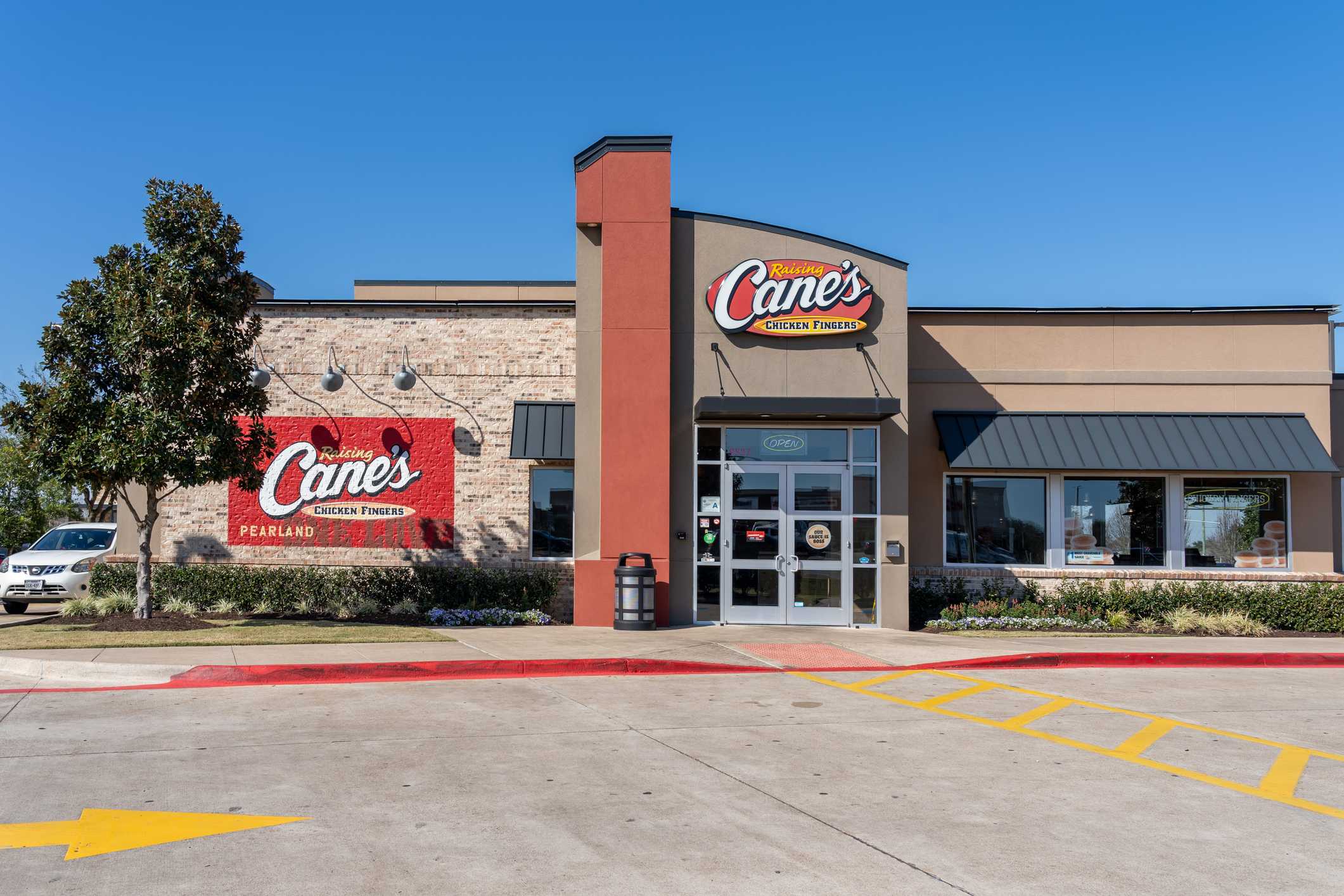 Raising Cane's announces when it will open first Central Coast location