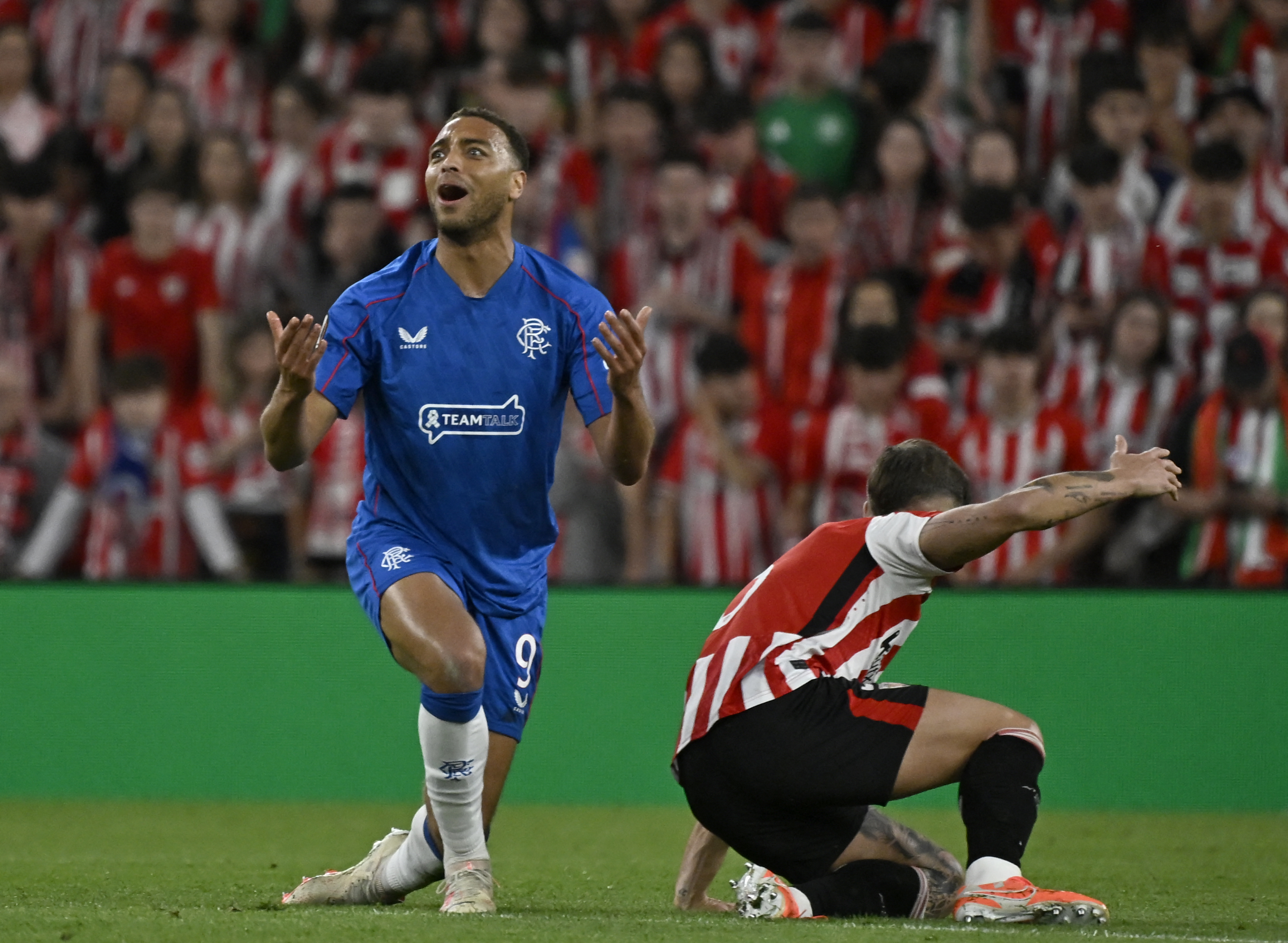 Spanish media react to Athletic Bilbao vs Rangers: Baffling shirt pull ...