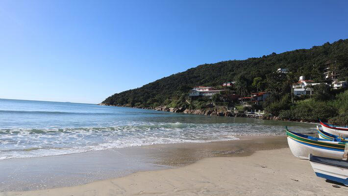 Praia da Lagoinha da Ponta das Canas, Florianópolis, Santa Catarina Foto: Adobe Stock