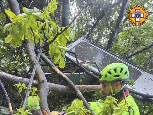 Italian cable car crash (AP)
