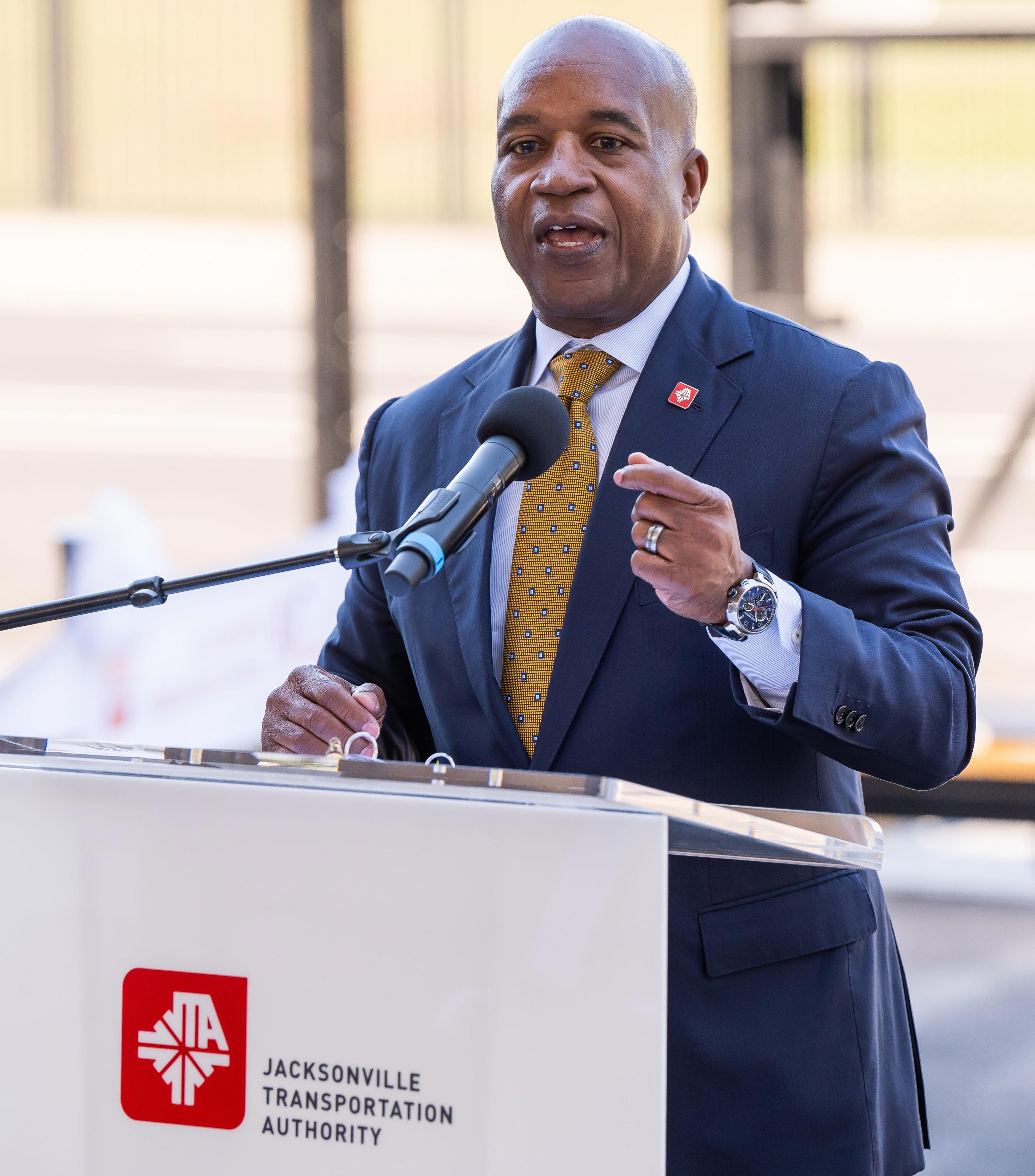 Jacksonville Transportation Authority CEO Nat Ford will step down