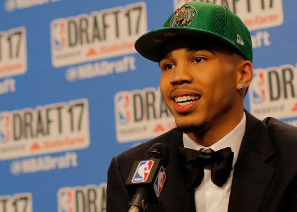 Jayson Tatum: Kepribadian, Karier, Capaian, Cedera, dan Fakta Menariknya Jayson Tatum: Kepribadian, Karier, Capaian, Cedera, dan Fakta Menariknya