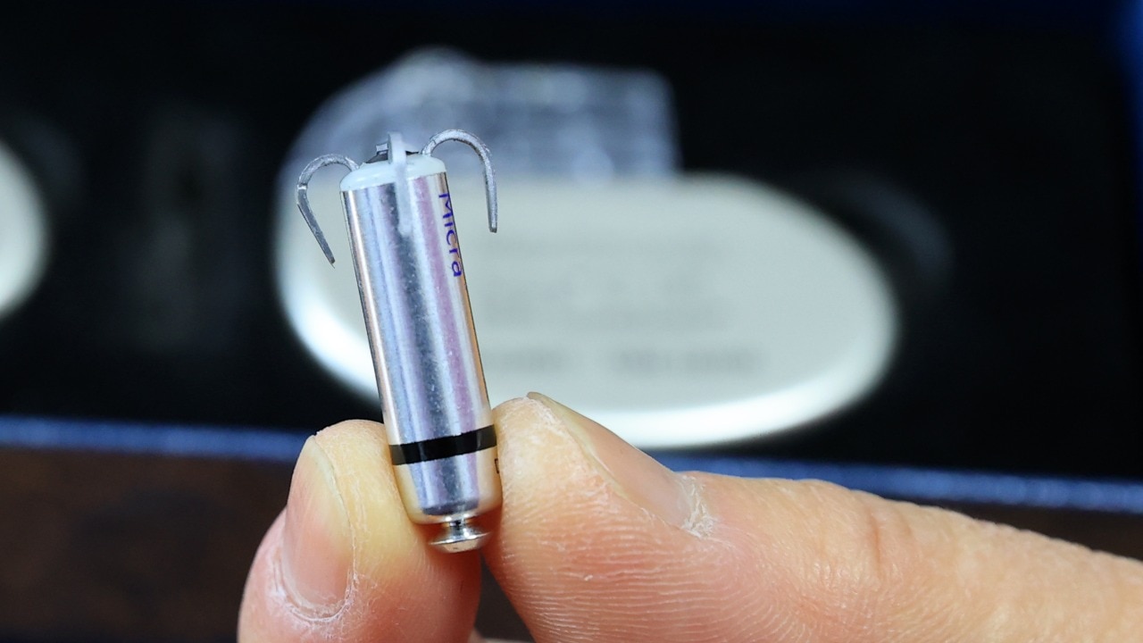 Doctors implant wireless pacemaker in 92-year-old heart patient via neck