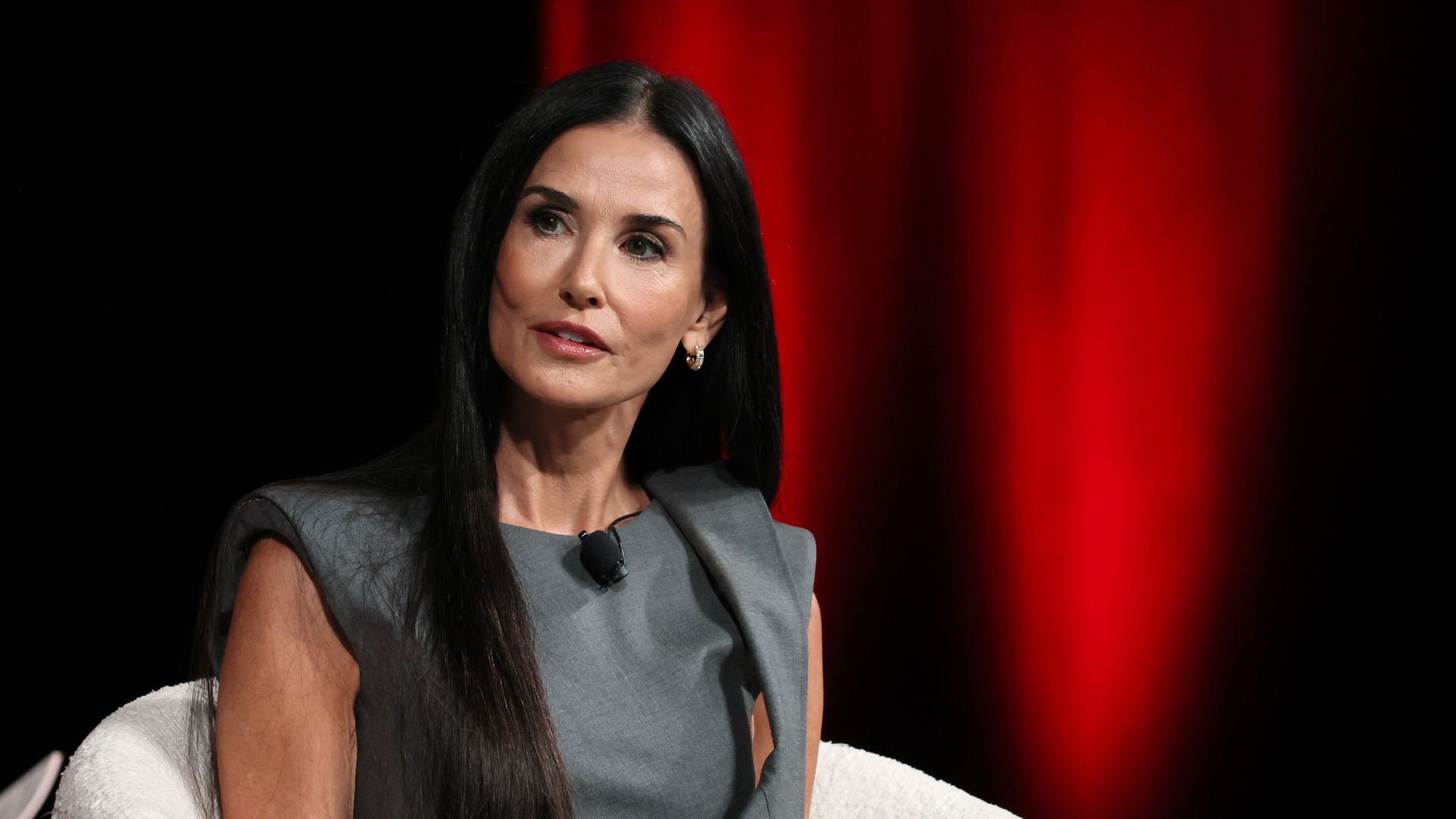 Demi Moore talks about the 'torture' of her youth, says she 'Couldn't(02)