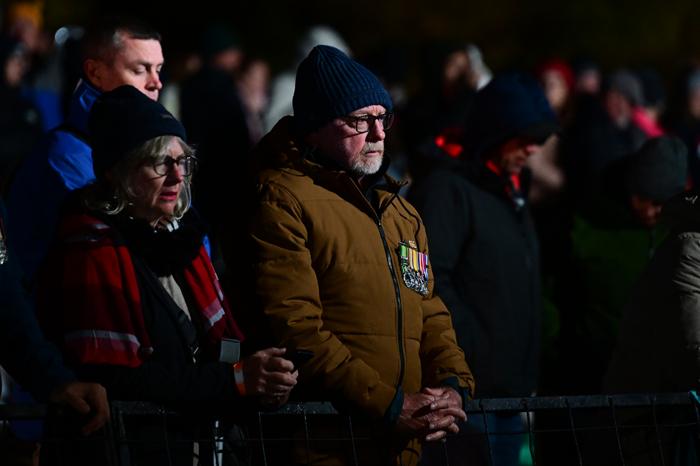 Anzaklar atalarını anmak i&ccedil;in Anzak Koyu'nda buluştu