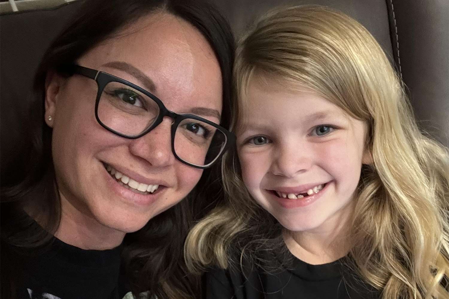 Mom Handed Out Bracelets at Eras Tour in Memory of Daughter. Now, She's