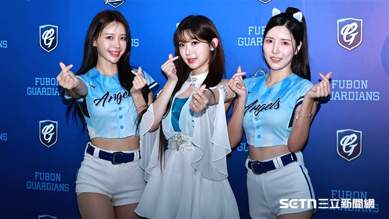 レア 台湾プロ野球 富邦ガーディアンズチア 李雅英 icash 2.0交通カード 台湾プロ野球 富邦ガーディアンズチア 李雅英 李珠珢 南珉貞