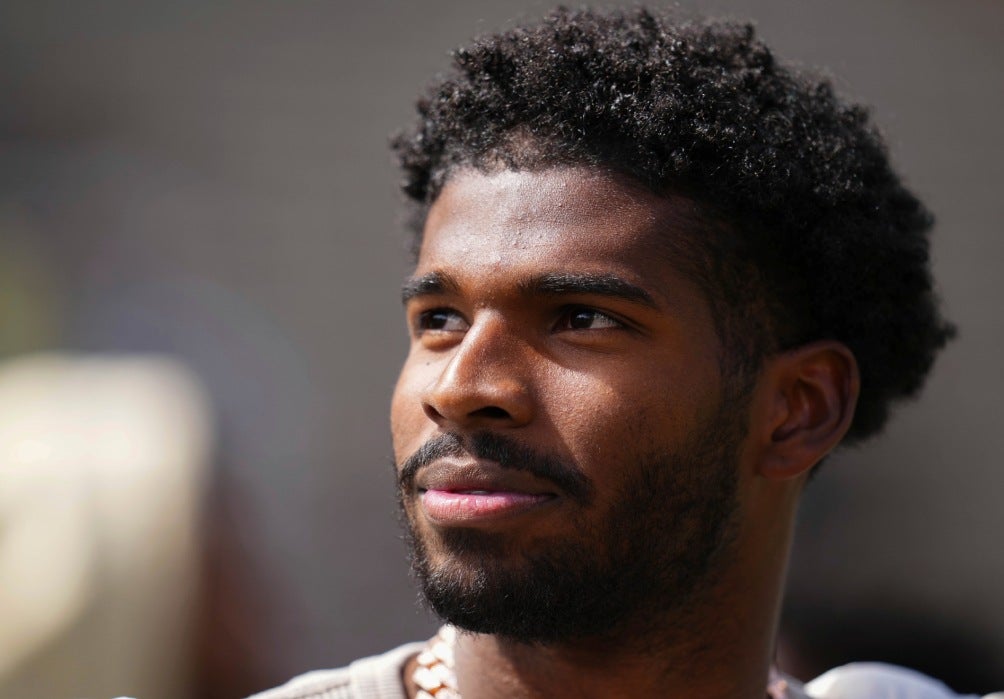 Shedeur Sanders no fue seleccionado en las primeras tres rondas | AP