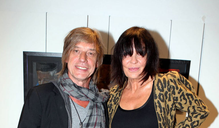 Jean-Louis Aubert et France : Leur fils Arthur, artiste comme sa mère, est le sosie de son père