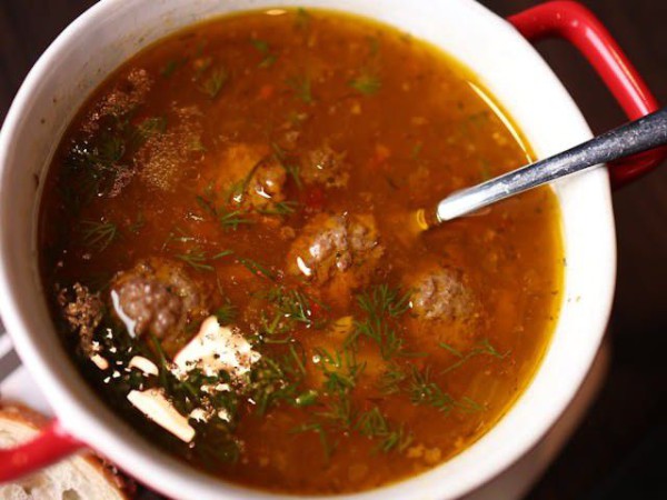 Resep Cilok Isi Keju dengan Kuah Pedas, Ternyata Mantul Rasanya! Resep Cilok Isi Keju dengan Kuah Pedas, Ternyata Mantul Rasanya!