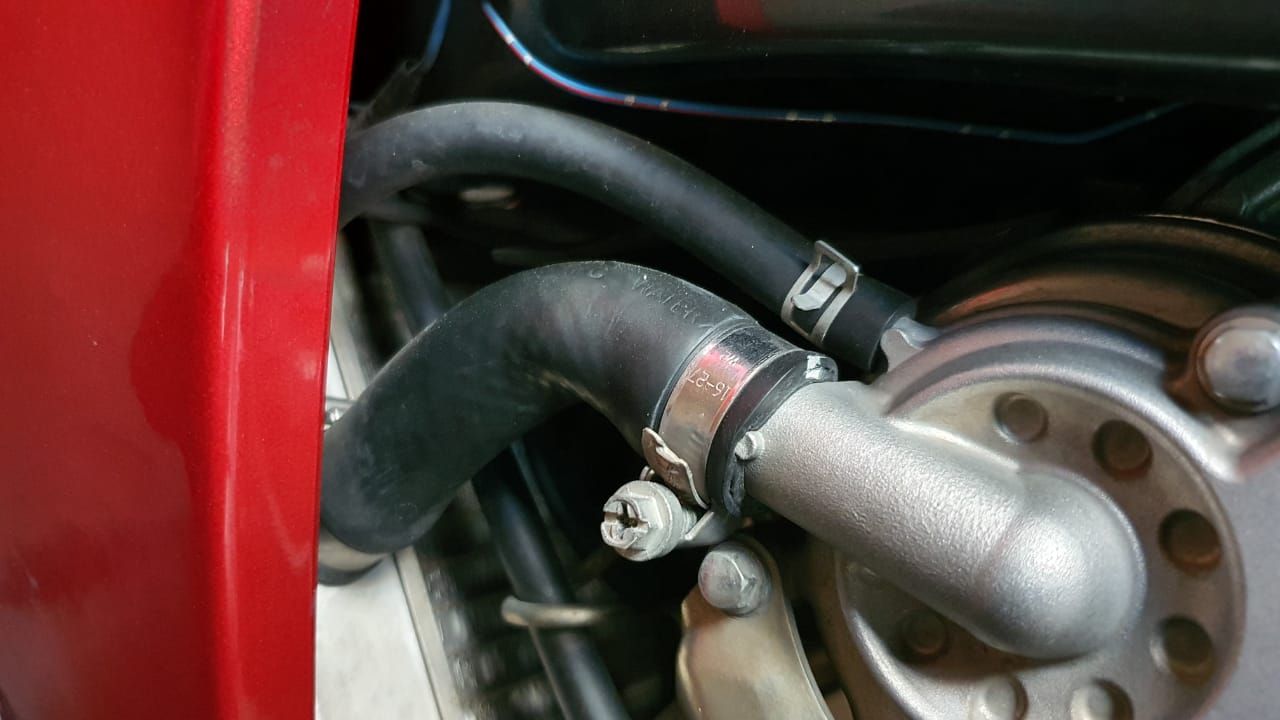 Cara Mudah Merawat Slang Radiator Motor Bekas