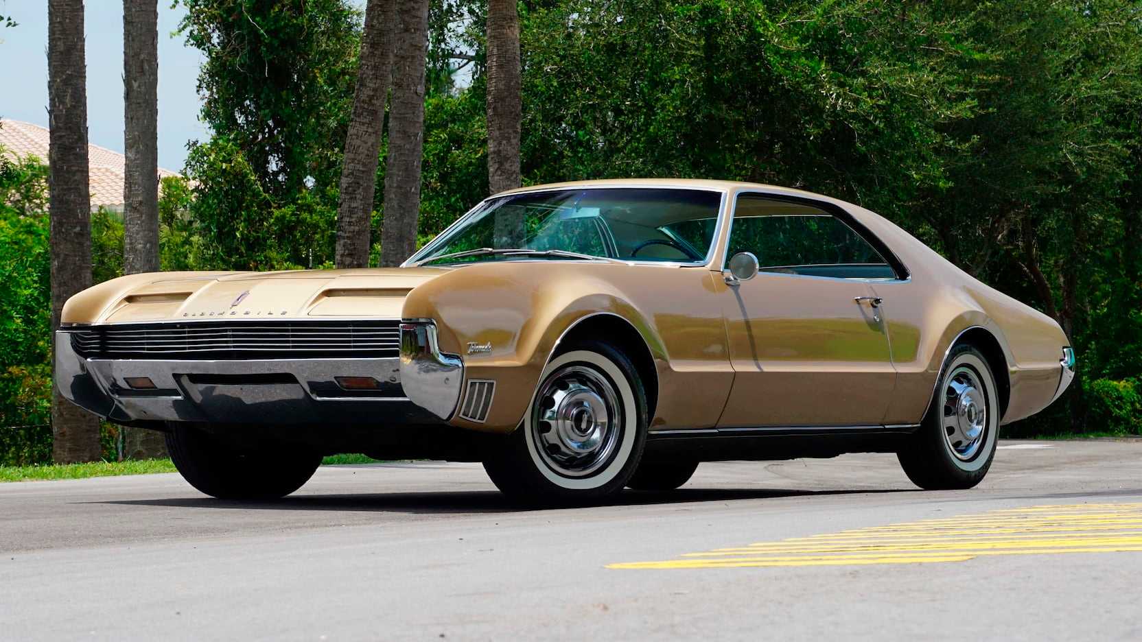 1966 Oldsmobile Toronado