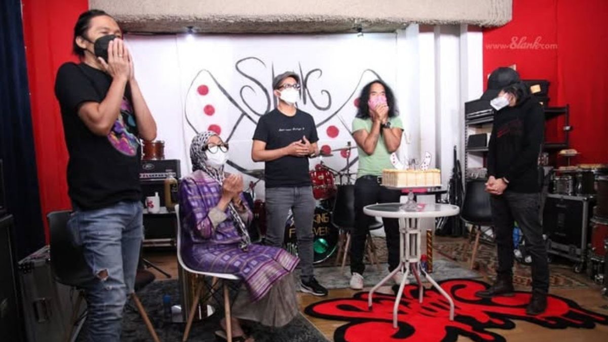 Slank Sedih kehilangan Bunda Iffet