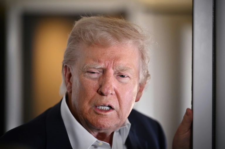 US Anti-Disinformation Safeguards Falter During Trump's First 100 Days